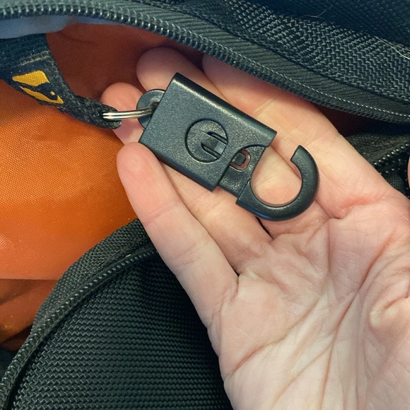 OGIO black laptop travel case - Picture 6 of 12